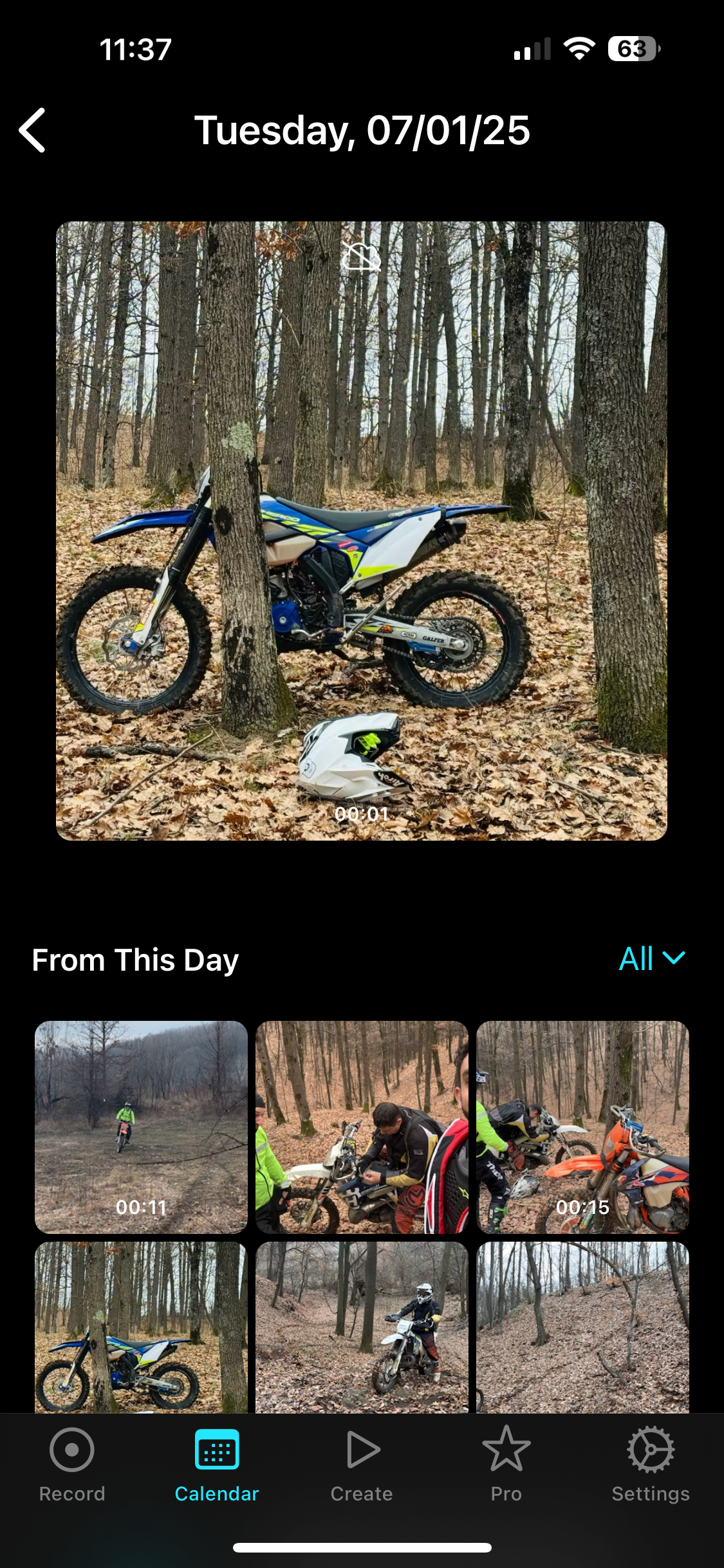 Leap Second — daily-video montage app